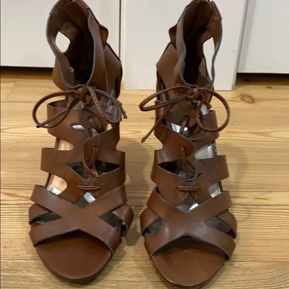Brown gladiator sandals size 8.5